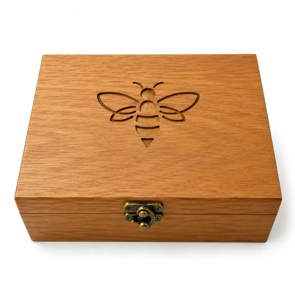 Caja de regalo cerrada Casa Monzati con los 3 pestos artesanales: Ancestral, Italiano y Cilantro - 2.264kg
